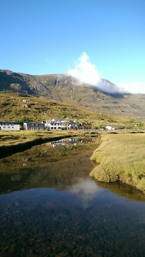 The Dundonnell Hotel エクステリア 写真